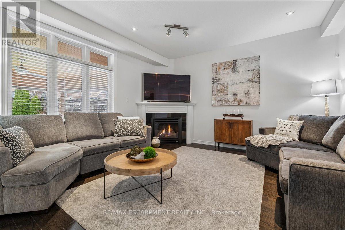 204 VINTON ROAD, Hamilton (Meadowlands), Ontario, L9K0G8 — Photo 11