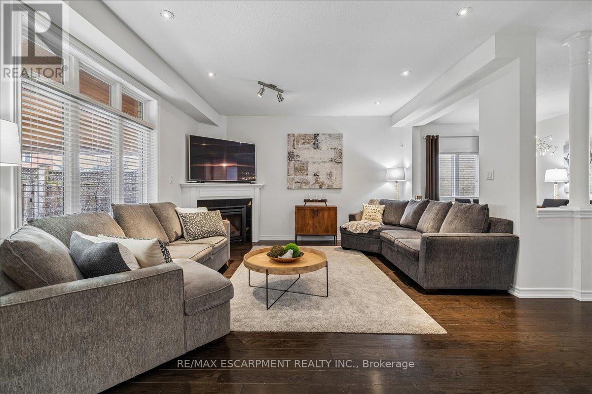 204 VINTON ROAD, Hamilton (Meadowlands), Ontario, L9K0G8 — Photo 12