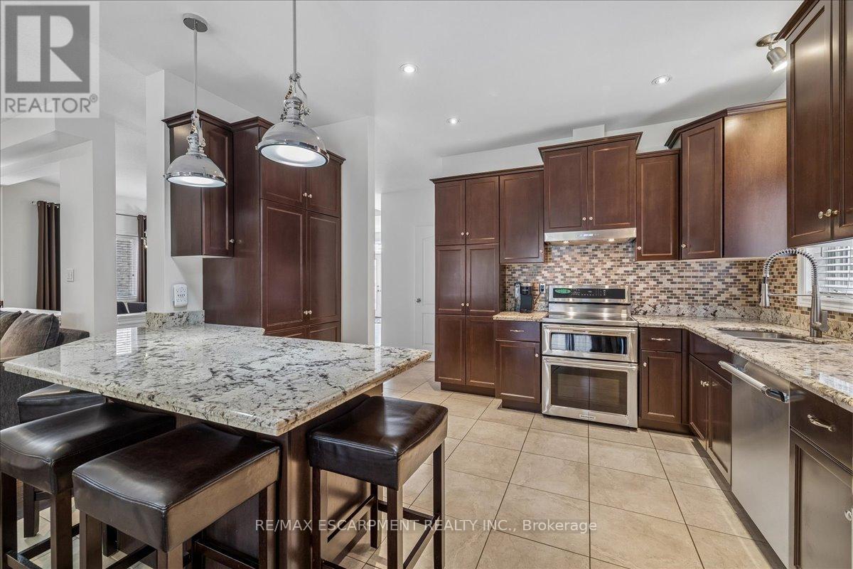 204 VINTON ROAD, Hamilton (Meadowlands), Ontario, L9K0G8 — Photo 17