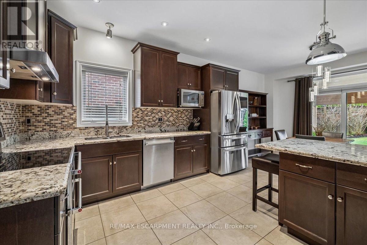 204 VINTON ROAD, Hamilton (Meadowlands), Ontario, L9K0G8 — Photo 19