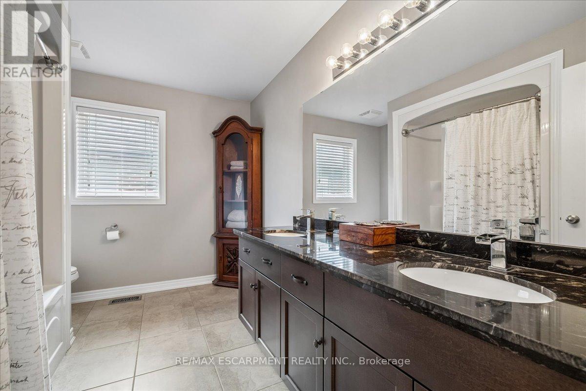 204 VINTON ROAD, Hamilton (Meadowlands), Ontario, L9K0G8 — Photo 35