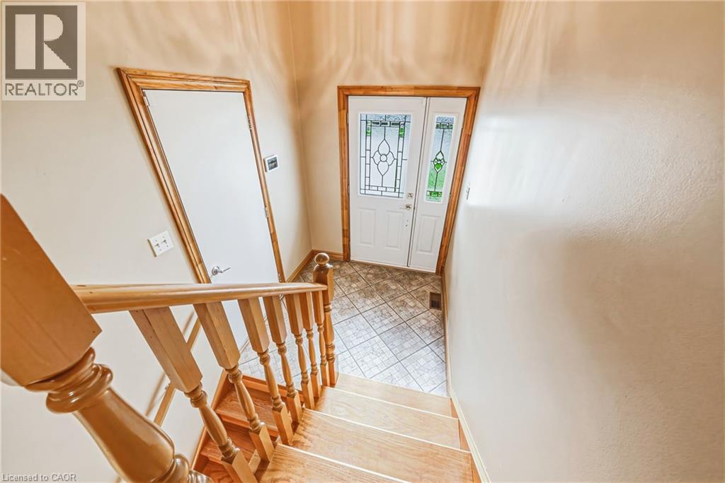 117 STONYBURN Crescent, Cambridge, Ontario, N1R7X2 — Photo 5