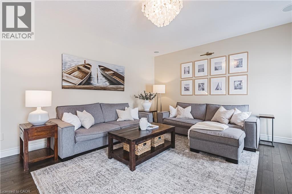 35 GRETI Drive, Hamilton, Ontario, L9B0C9 — Photo 10