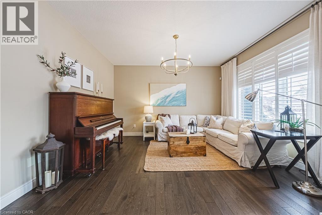 35 GRETI Drive, Hamilton, Ontario, L9B0C9 — Photo 7