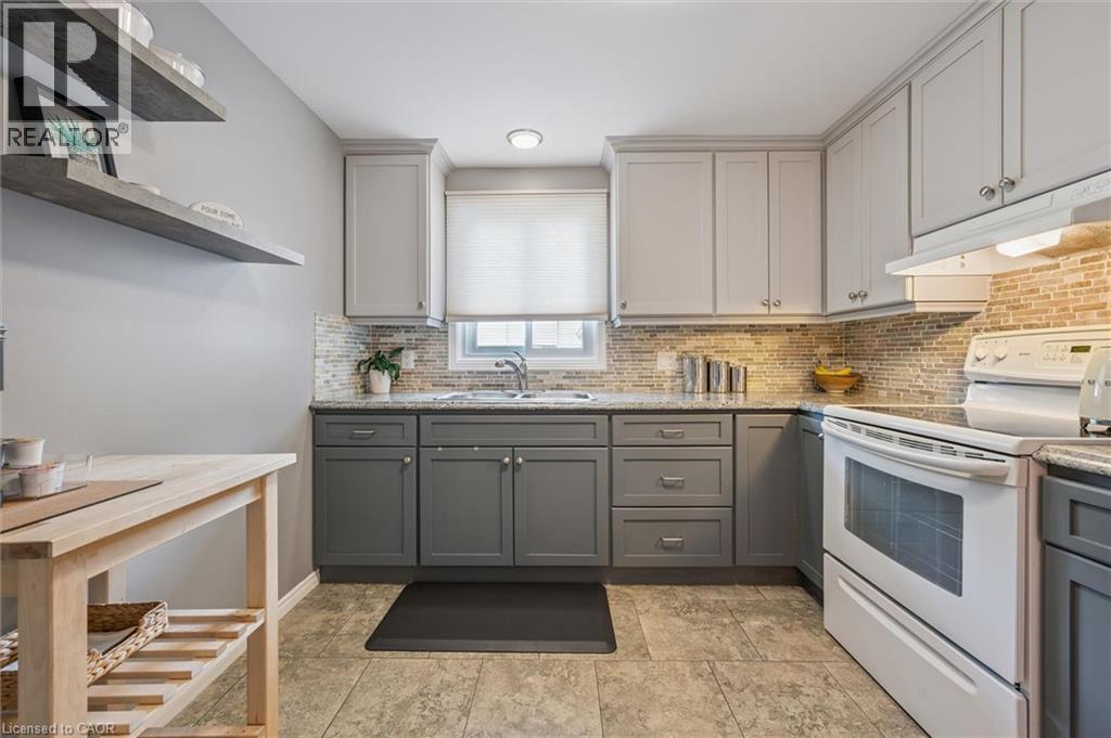 40 ABELES Avenue, Paris, Ontario, N3L3N9 — Photo 17