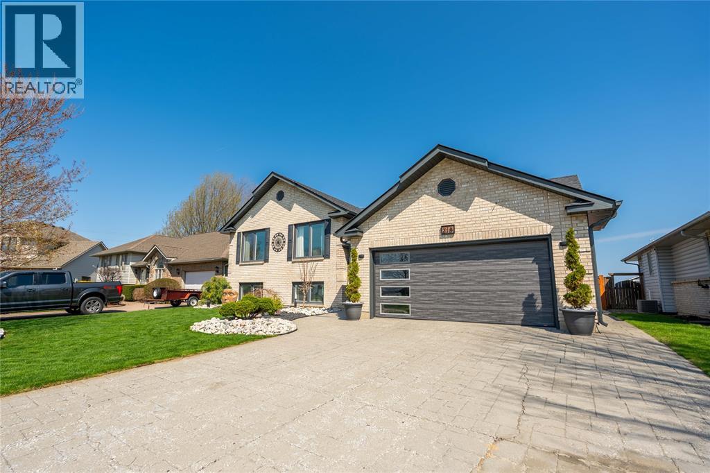 218 PADDOCK GREEN CIRCLE, St Clair, Ontario, N0N1G0 — Photo 2