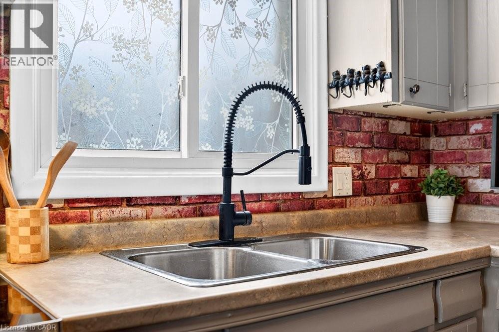 368 CARSON Drive, Hamilton, Ontario, L8T4V1 — Photo 17