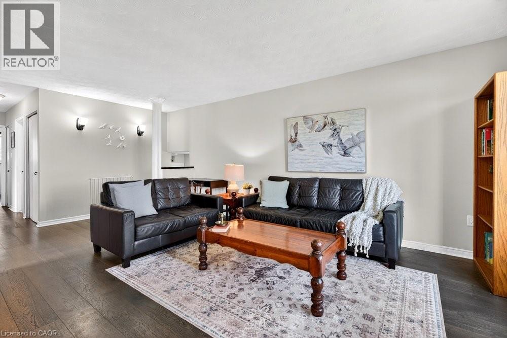 368 CARSON Drive, Hamilton, Ontario, L8T4V1 — Photo 9