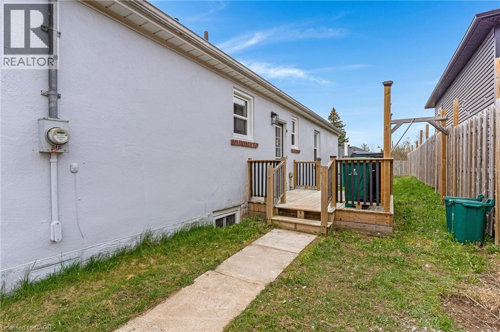 844 STIRLING Avenue S, Kitchener, Ontario, N2M3K3 — Photo 35