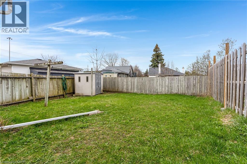 844 STIRLING Avenue S, Kitchener, Ontario, N2M3K3 — Photo 37