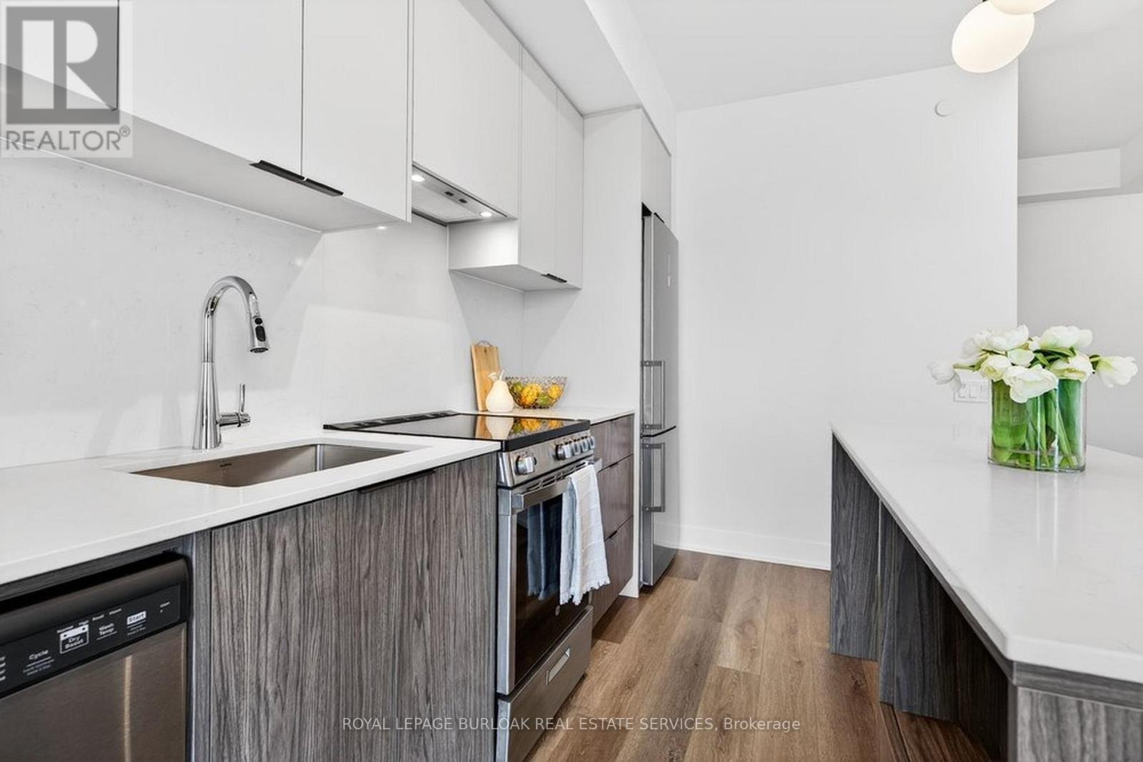 702 - 2088 JAMES STREET, Burlington (Brant), Ontario, L7R1H6 — Photo 8