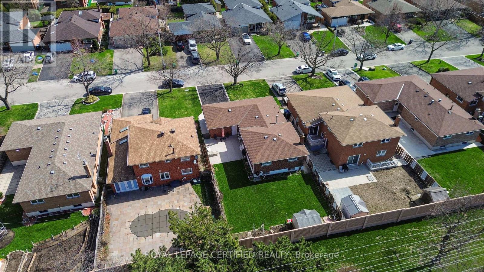 64 MALCOLM CRESCENT, Brampton (Central Park), Ontario, L6S3C8 — Photo 29