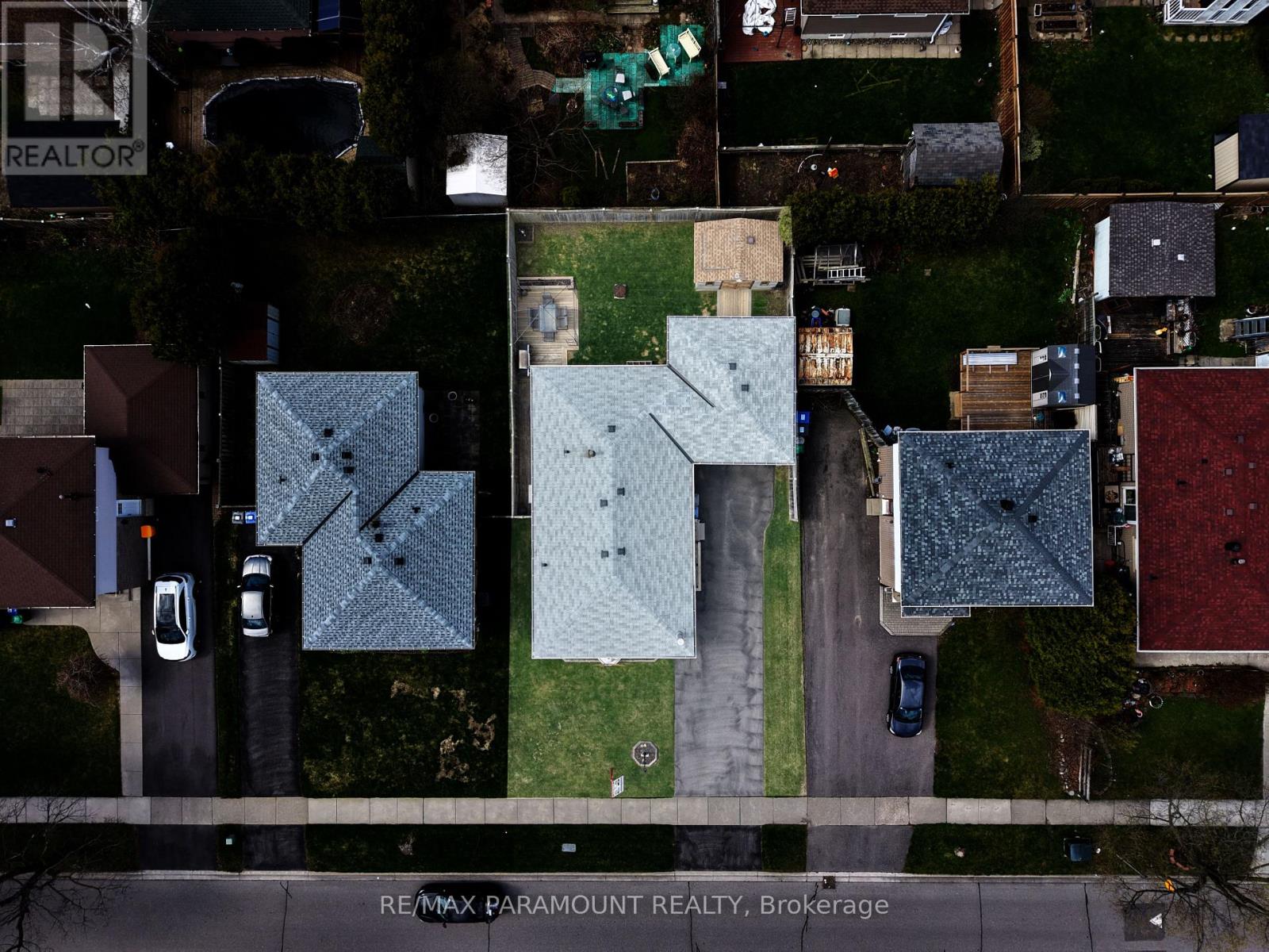 202 ARCHDEKIN DRIVE, Brampton (Madoc), Ontario, L6V1Z1 — Photo 3