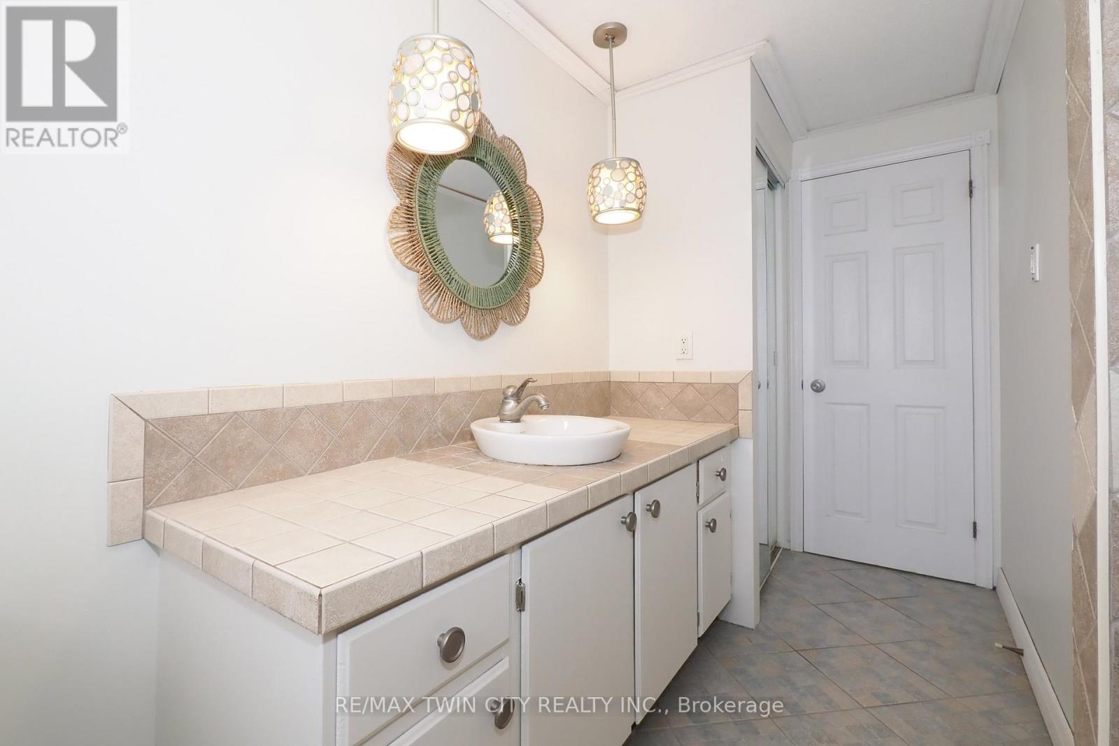 15 MOCKINGBIRD DRIVE, Woolwich, Ontario, N3B1S9 — Photo 27