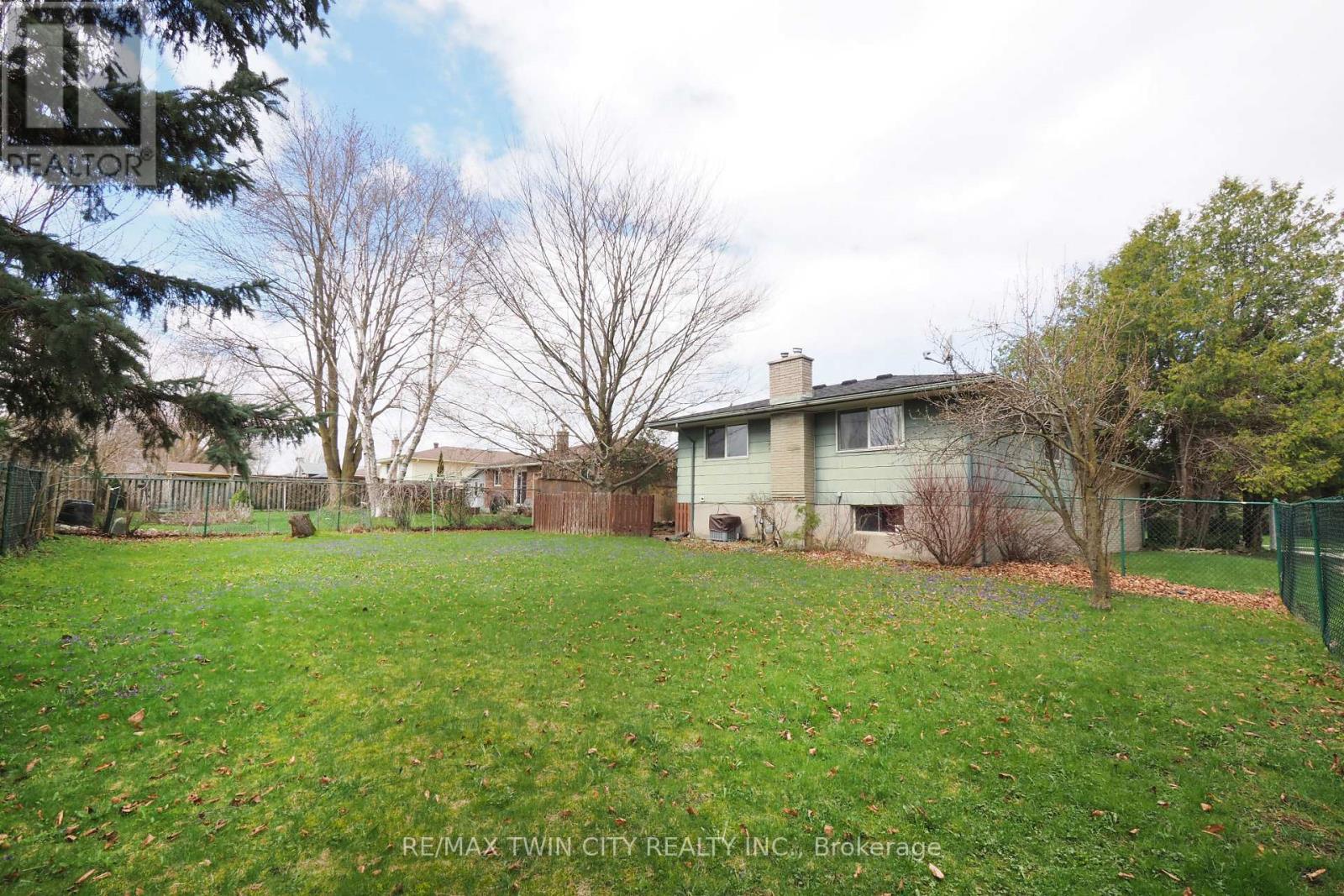 15 MOCKINGBIRD DRIVE, Woolwich, Ontario, N3B1S9 — Photo 33