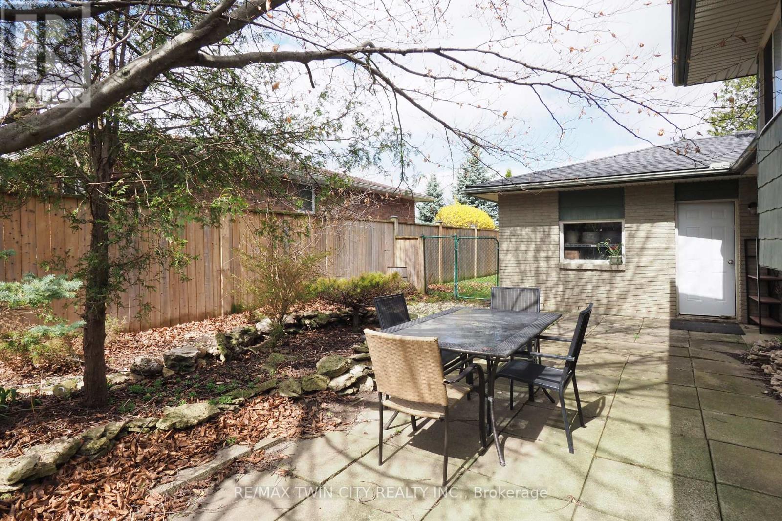 15 MOCKINGBIRD DRIVE, Woolwich, Ontario, N3B1S9 — Photo 36