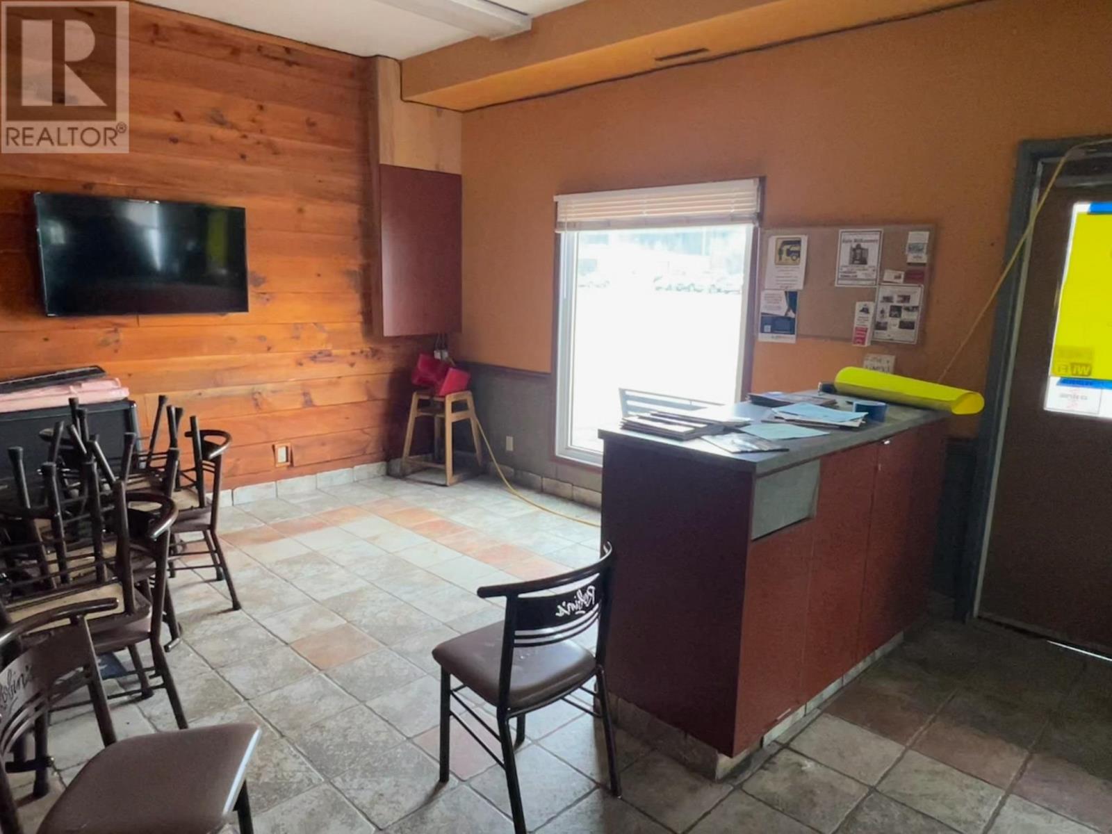 724 Mackenzie AVE E, Atikokan, Ontario, P0T1C0 — Photo 4