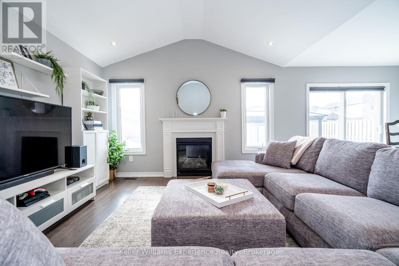 32 HATTON DRIVE, Penetanguishene, Ontario, L9M0V6 — Photo 13