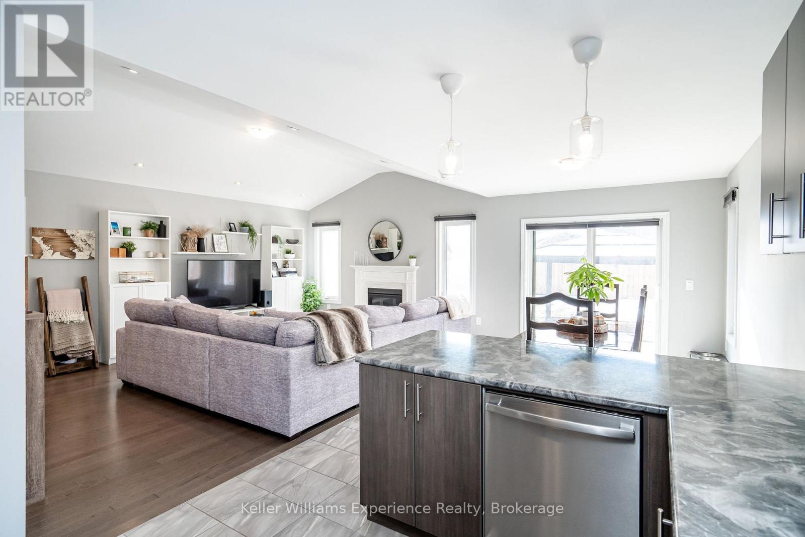 32 HATTON DRIVE, Penetanguishene, Ontario, L9M0V6 — Photo 16