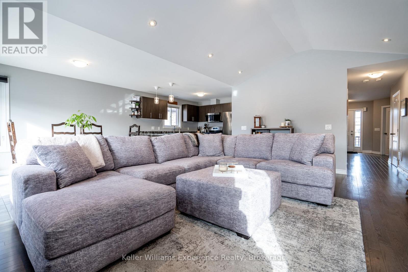 32 HATTON DRIVE, Penetanguishene, Ontario, L9M0V6 — Photo 17