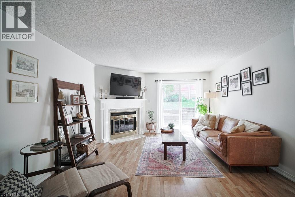 523 BEECHWOOD Drive Unit# 15, Waterloo, Ontario, N2T2G7 — Photo 6