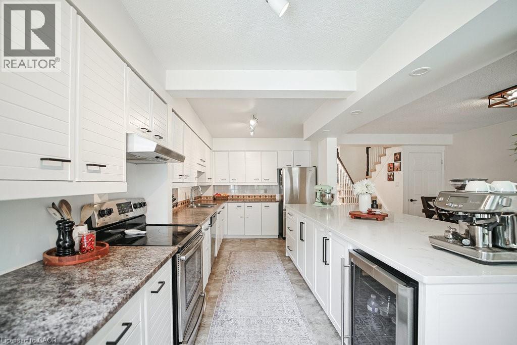 523 BEECHWOOD Drive Unit# 15, Waterloo, Ontario, N2T2G7 — Photo 8