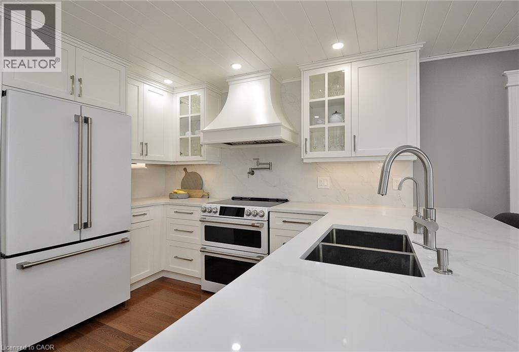 9 LAKE Avenue E, Puslinch, Ontario, N3C2V4 — Photo 13