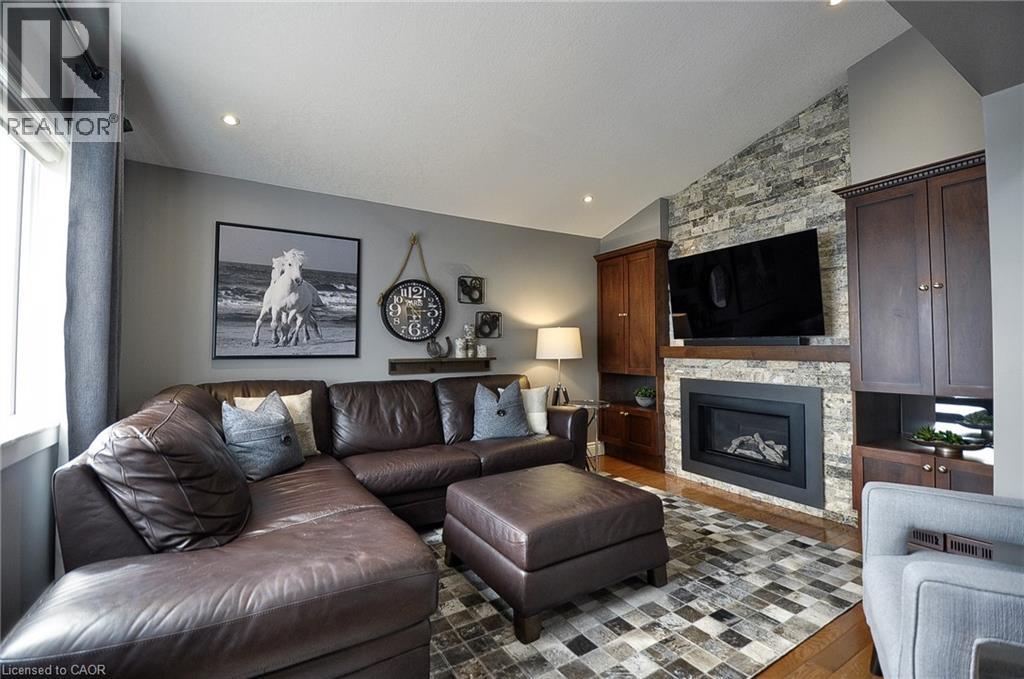 9 LAKE Avenue E, Puslinch, Ontario, N3C2V4 — Photo 17