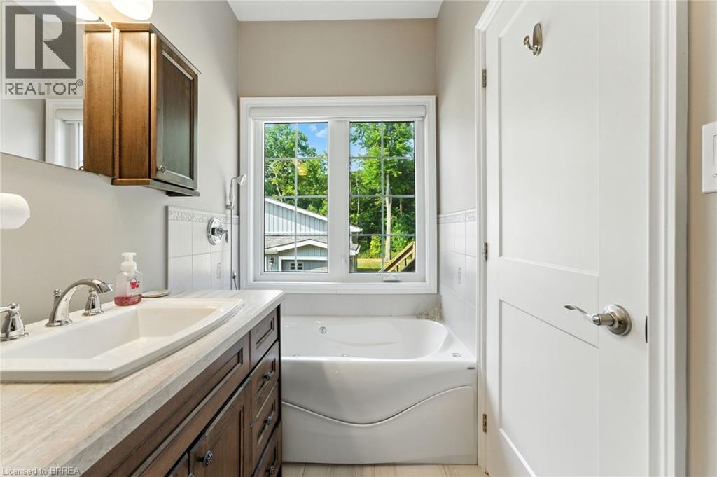 1026 FRONT Road, St. Williams, Ontario, N0E1P0 — Photo 17