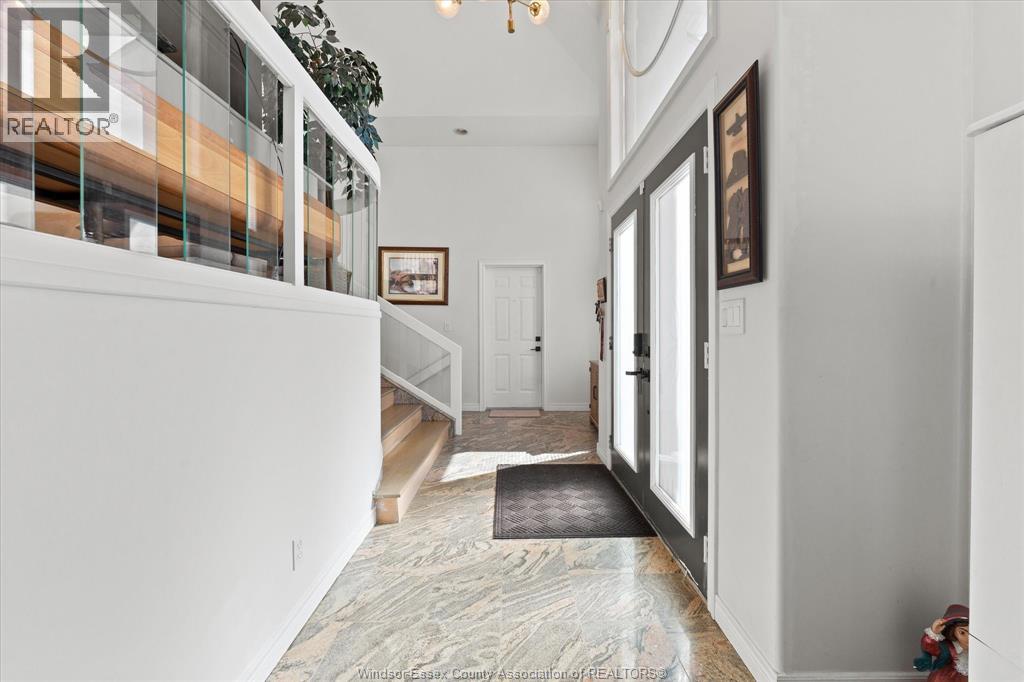 938 NOVA, Windsor, Ontario, N9G2S6 — Photo 4