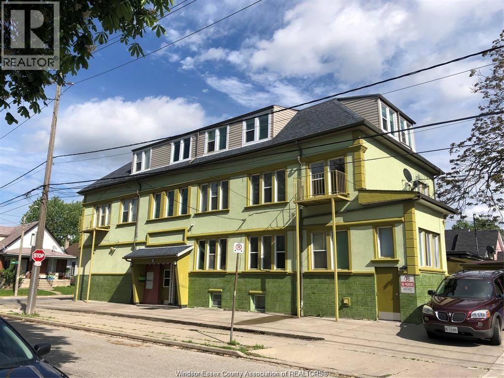 401 PARENT Unit# 2, Windsor, Ontario, N9A2B9 — Photo 2