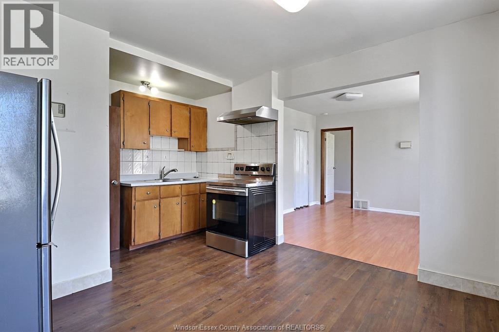 401 PARENT Unit# 2, Windsor, Ontario, N9A2B9 — Photo 3