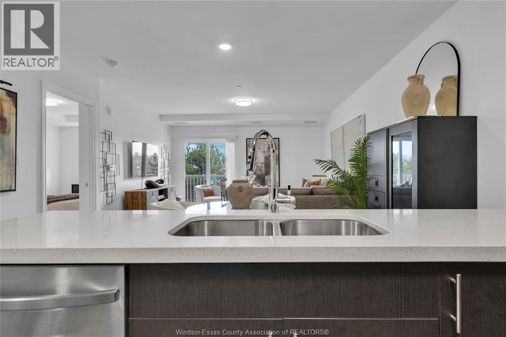1611 BANWELL Unit# 215, Windsor, Ontario, N8P0G5 — Photo 10