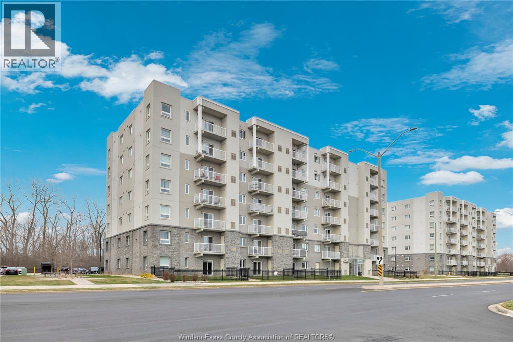 1611 BANWELL Unit# 215, Windsor, Ontario, N8P0G5 — Photo 33