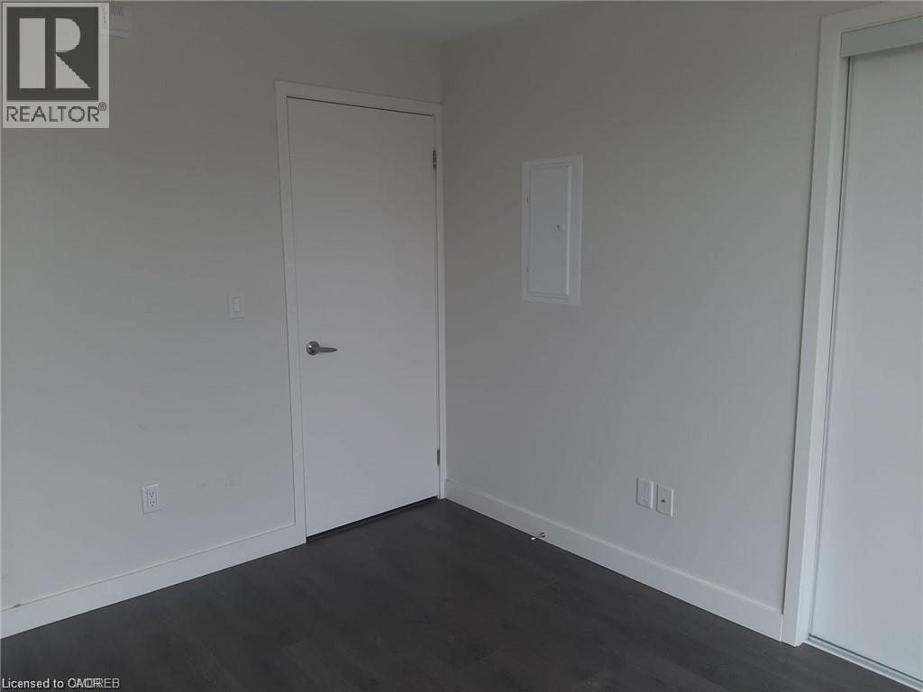 150 SABINA Drive Unit# 207, Oakville, Ontario, L6H7C3 — Photo 15
