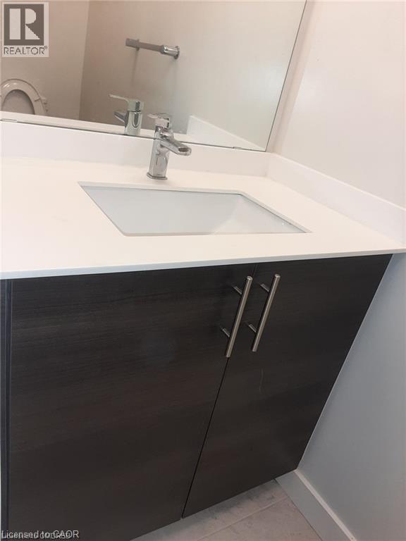 150 SABINA Drive Unit# 207, Oakville, Ontario, L6H7C3 — Photo 20