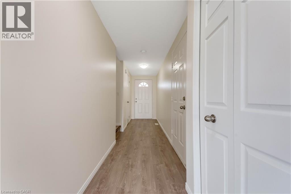 85 ACTIVA Avenue, Kitchener, Ontario, N2E3R4 — Photo 12