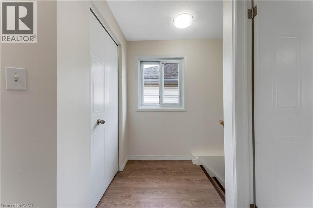 85 ACTIVA Avenue, Kitchener, Ontario, N2E3R4 — Photo 25