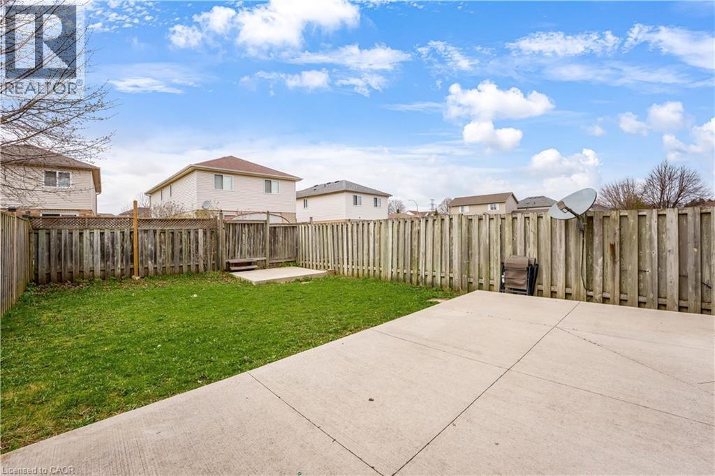 85 ACTIVA Avenue, Kitchener, Ontario, N2E3R4 — Photo 31