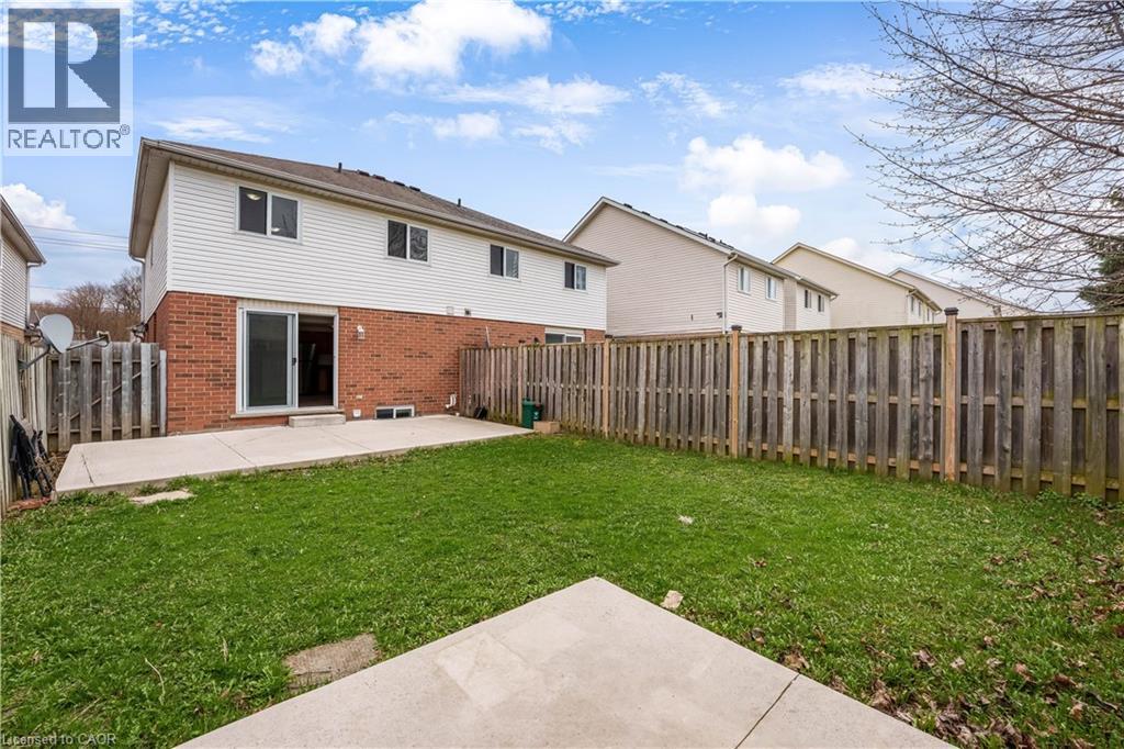 85 ACTIVA Avenue, Kitchener, Ontario, N2E3R4 — Photo 33