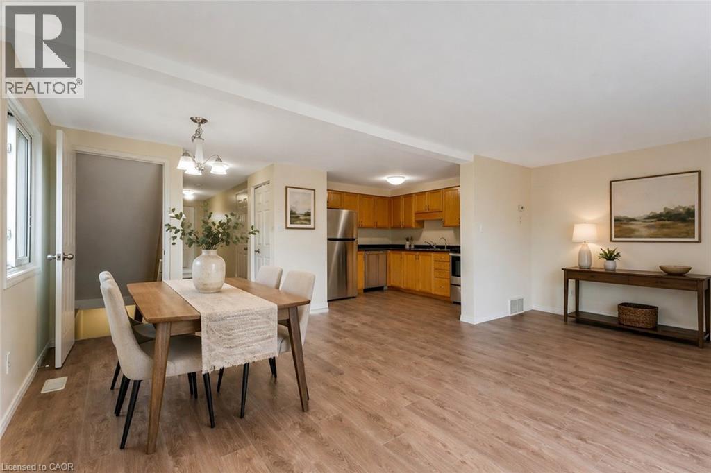 85 ACTIVA Avenue, Kitchener, Ontario, N2E3R4 — Photo 5