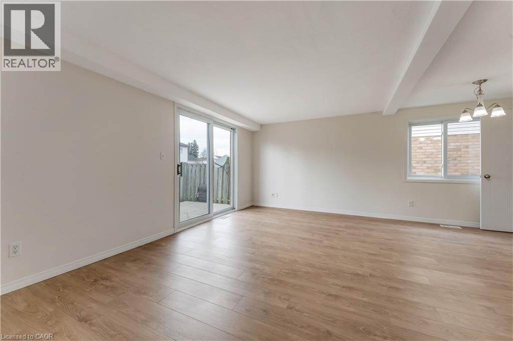 85 ACTIVA Avenue, Kitchener, Ontario, N2E3R4 — Photo 8