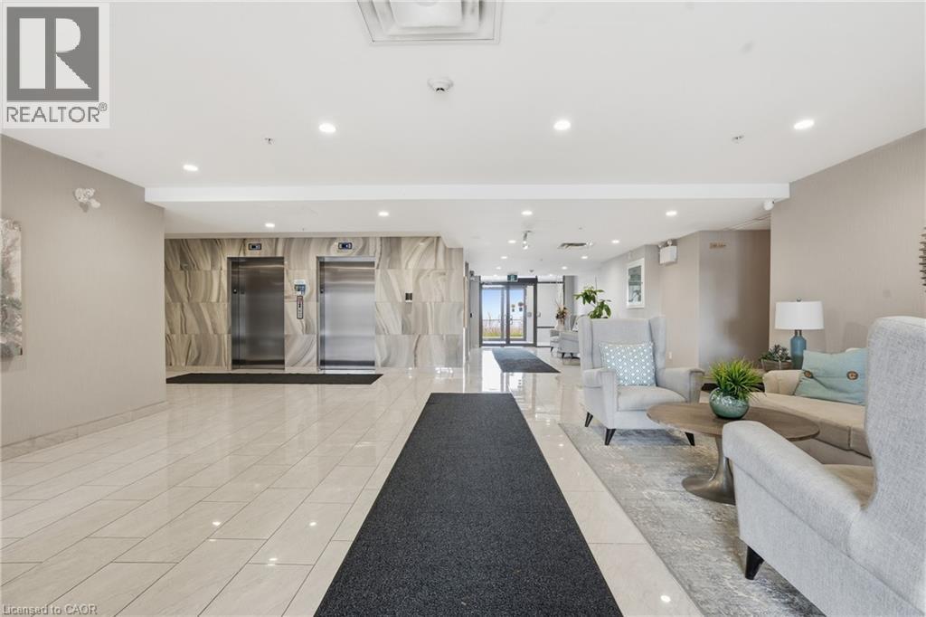 35 SOUTHSHORE Crescent Unit# 330, Hamilton, Ontario, L8E0J2 — Photo 5