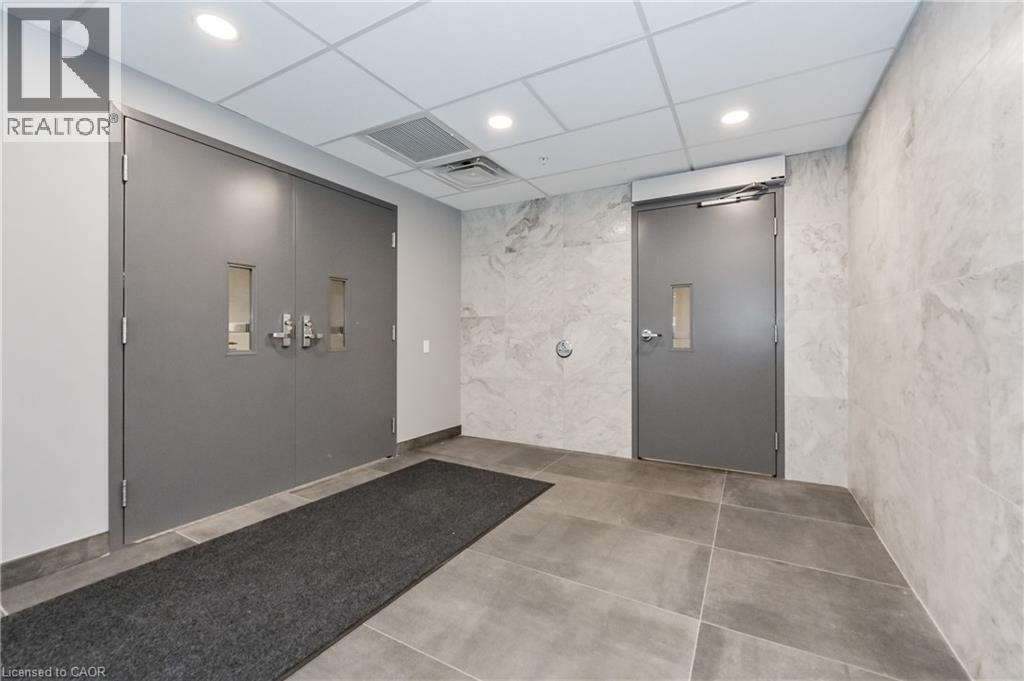 99B FARLEY Road Unit# 407, Centre Wellington, Ontario, N1M0J9 — Photo 36