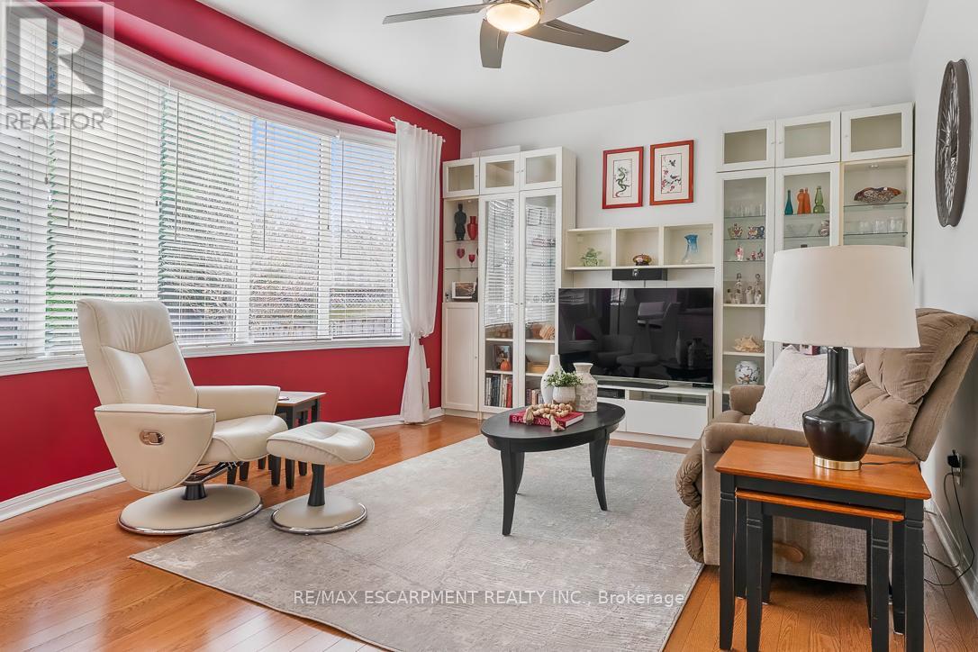 1211 BARR CRESCENT, Milton (BE Beaty), Ontario, L9T6X6 — Photo 10