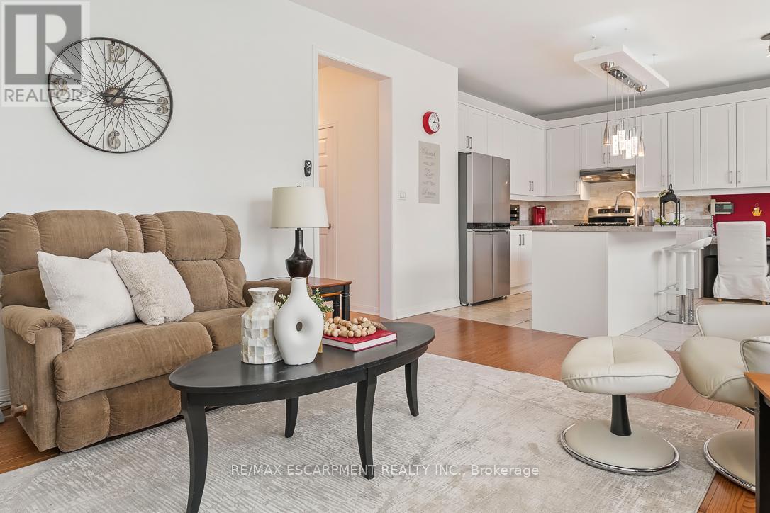 1211 BARR CRESCENT, Milton (BE Beaty), Ontario, L9T6X6 — Photo 12