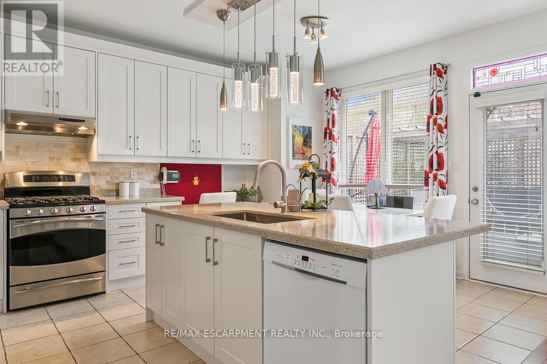 1211 BARR CRESCENT, Milton (BE Beaty), Ontario, L9T6X6 — Photo 18