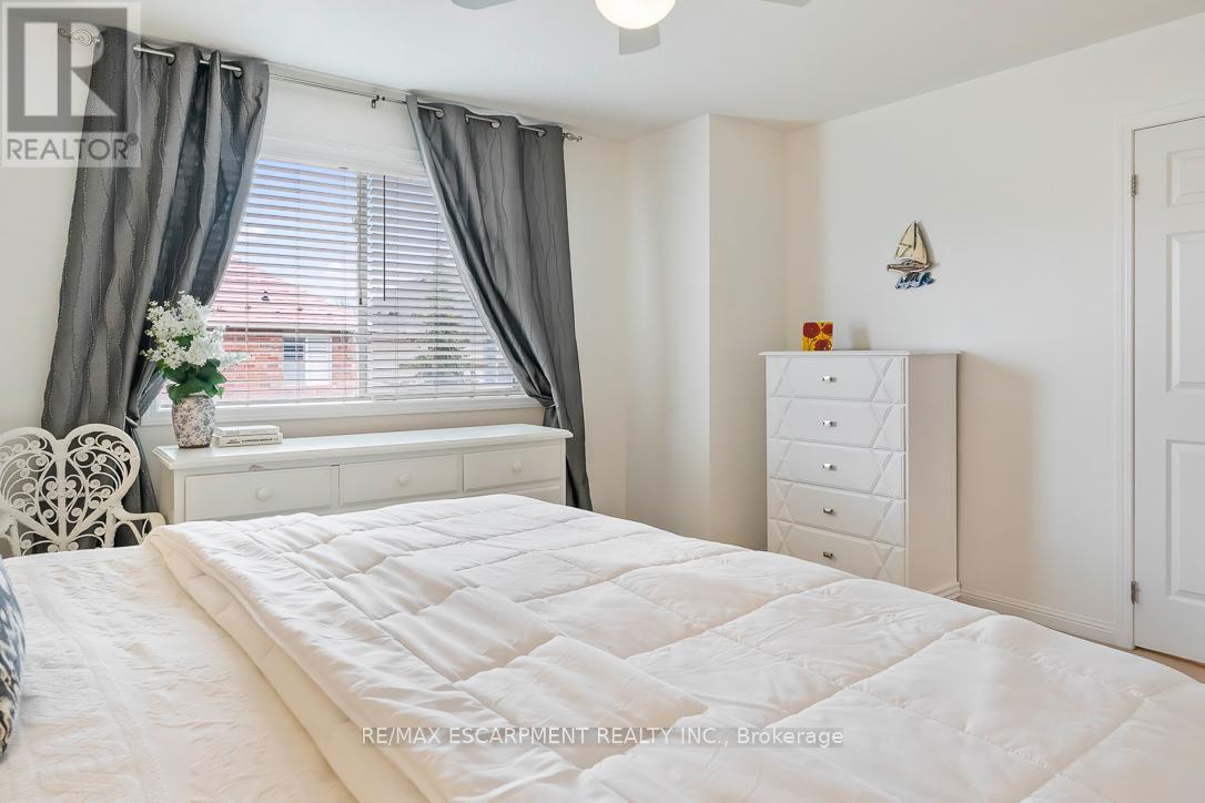 1211 BARR CRESCENT, Milton (BE Beaty), Ontario, L9T6X6 — Photo 24