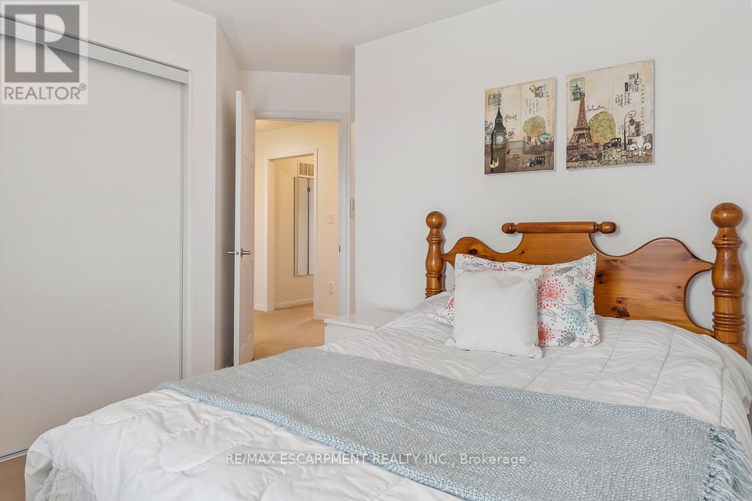 1211 BARR CRESCENT, Milton (BE Beaty), Ontario, L9T6X6 — Photo 31