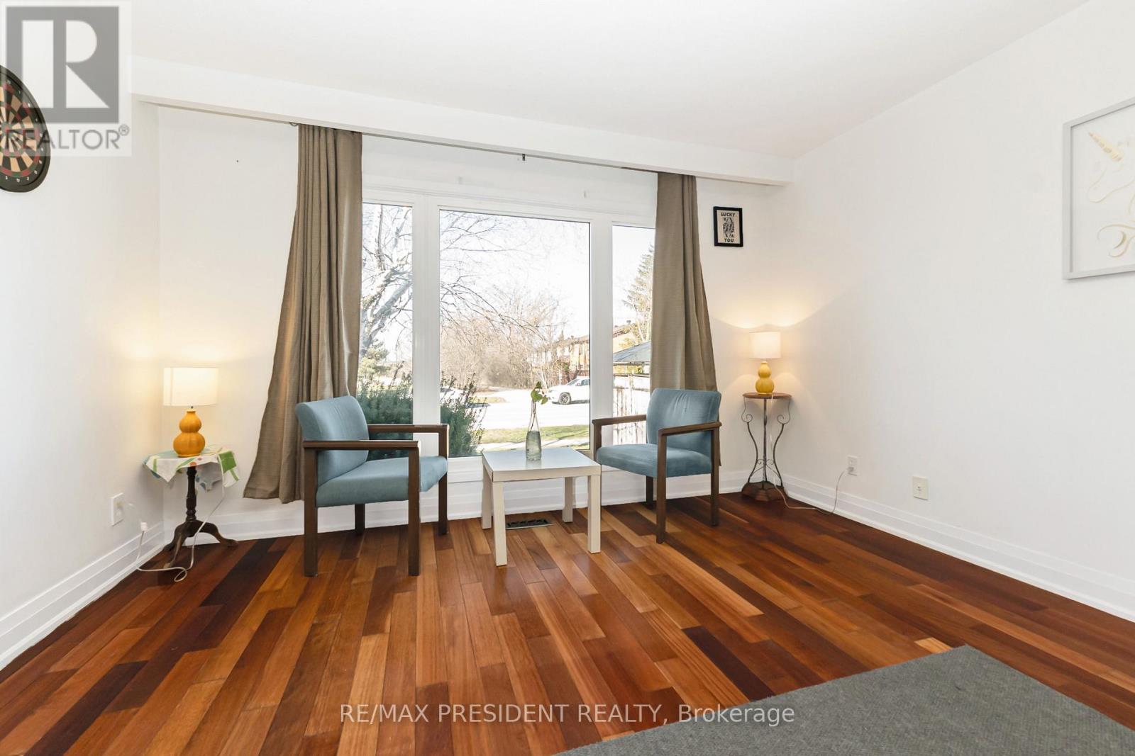 384 CENTRE STREET N, Brampton (Brampton North), Ontario, L6V3L6 — Photo 16